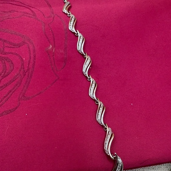 Real natural diamond on sterling silver 7.5” Kay jeweler bracelet - Picture 14 of 17